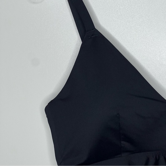 SPANX One Piece Swimsuit Slimming Black V-Neck Spaghetti Straps Adjustable Lrg - Picture 15 of 16